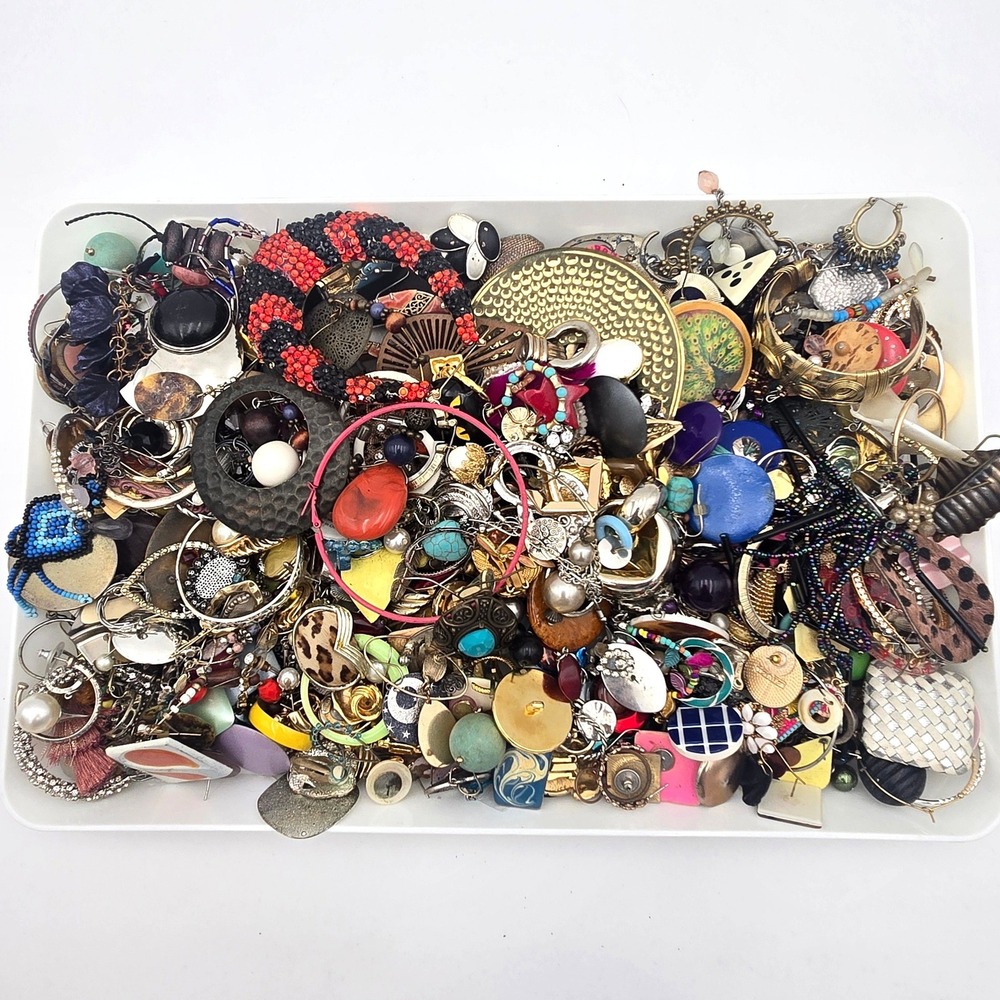 4lb+ Vintage to Modern Single Earring Jewelry Lot Mixed Metals Beads Craft